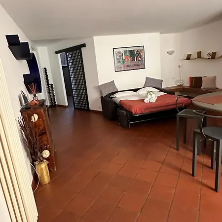 Historic Center Via Po Appartement
