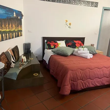 Historic Center Via Po *