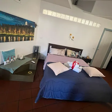 Historic Center Via Po *