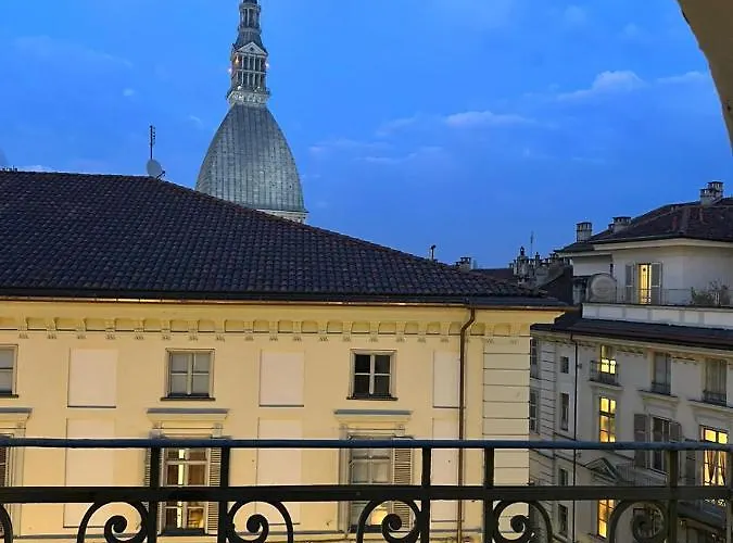 Historic Center Via Po * Torino